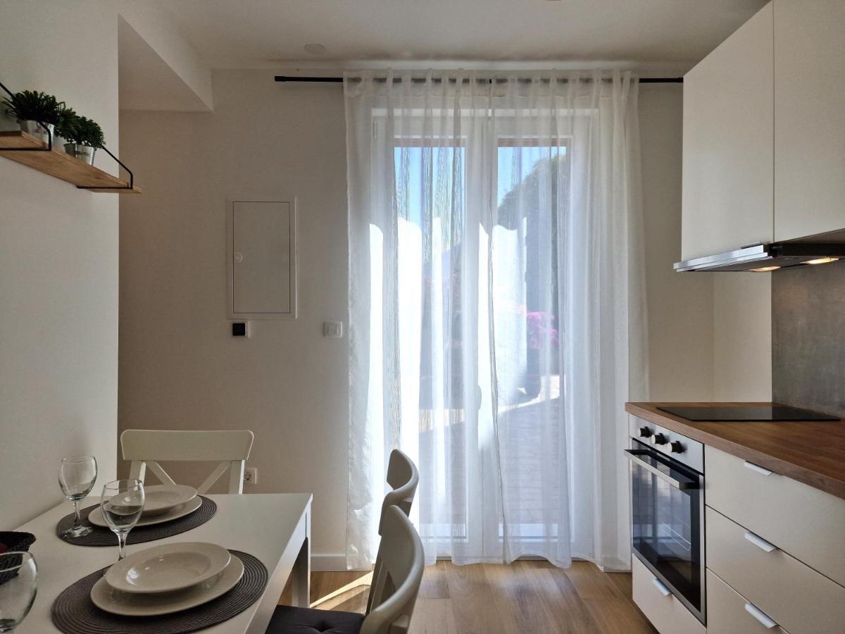 Apartments Miamare Primosten Ngoại thất bức ảnh