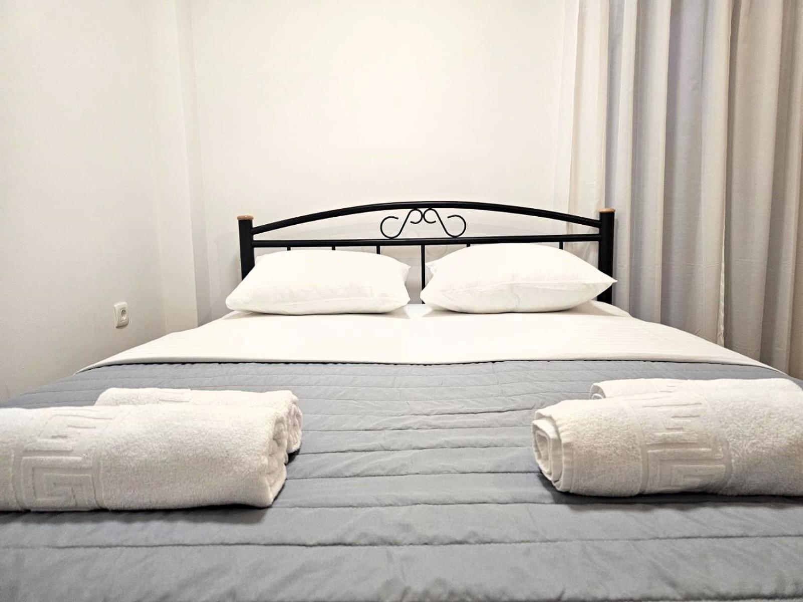 Apartments Miamare Primosten Phòng bức ảnh